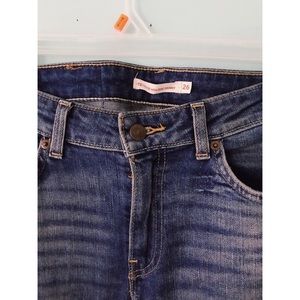 Vintage High rise distressed Levi jeans
